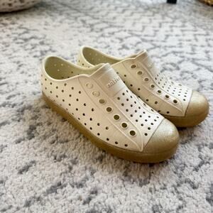 Native Jefferson Bling Bone White Champagne Shoes 12C
